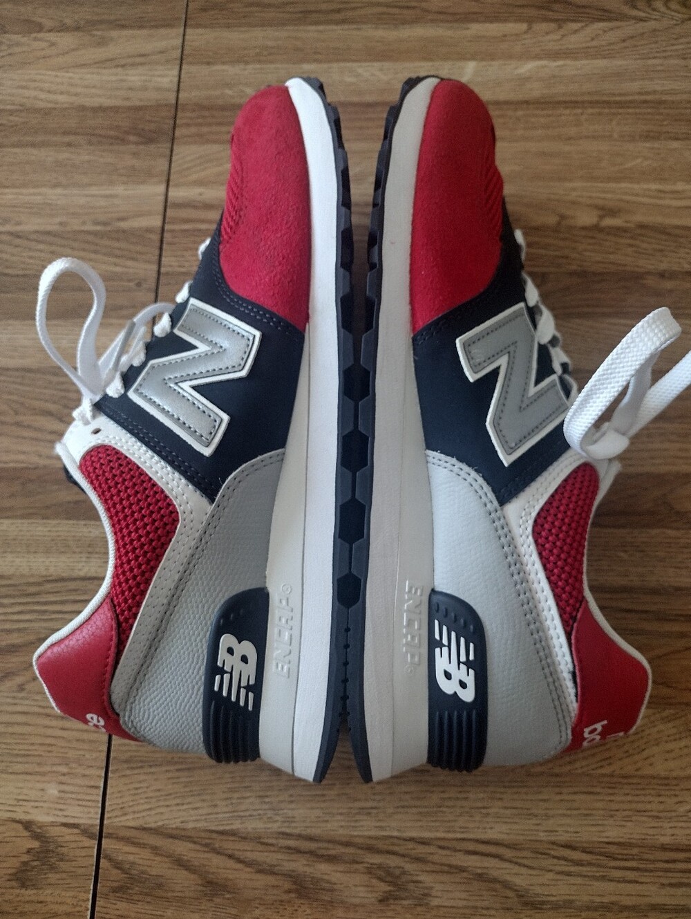 Men's New Balance 574 Pebbled Sport "Team Red" Size 8.5 Sneakers - Picture 7 of 9